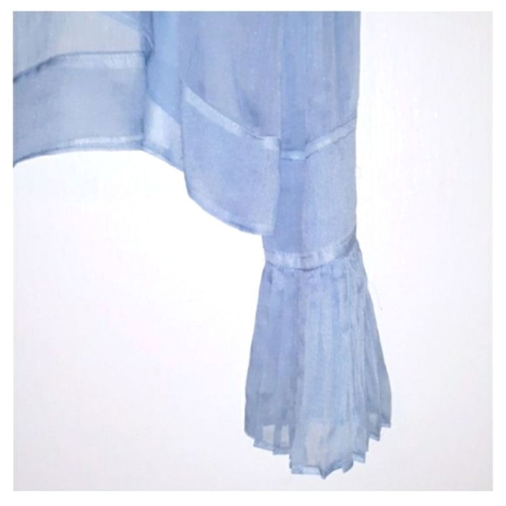 TRACEY REESE LAB BLUE RUFFLES TOP - Picture 4 of 4